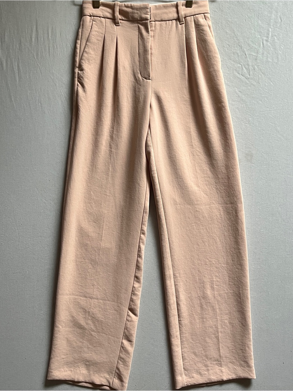 Wilfred Aritzia Modern Pleated Straight Leg Chino Trousers 4